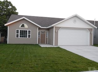 3011 Fleming Ct, Burlington, IA