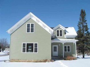 402 N Center St, Lena, IL 61048