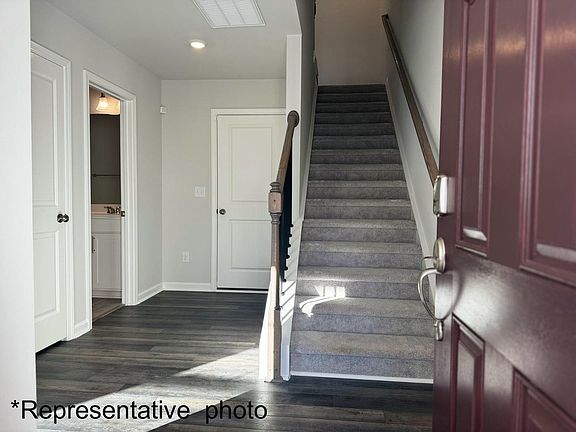 4th image of 168 Aster Bloom Ln