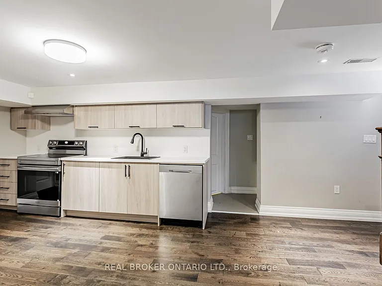 47 Highgate Rd #B — Photo 11