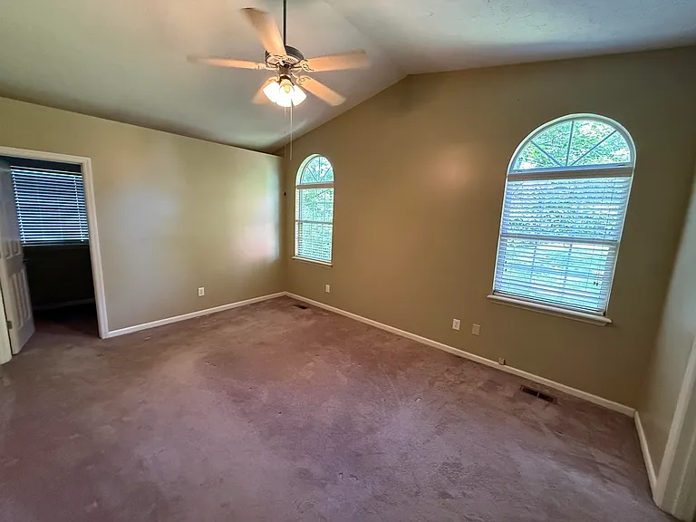 3604 Brookgreen Cir — Photo 9