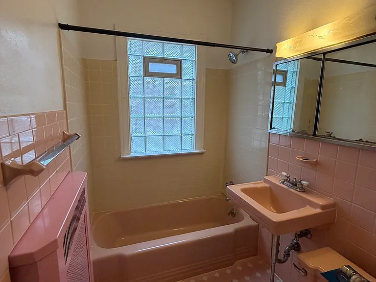 438 Pasadena Blvd #1 — Photo 5