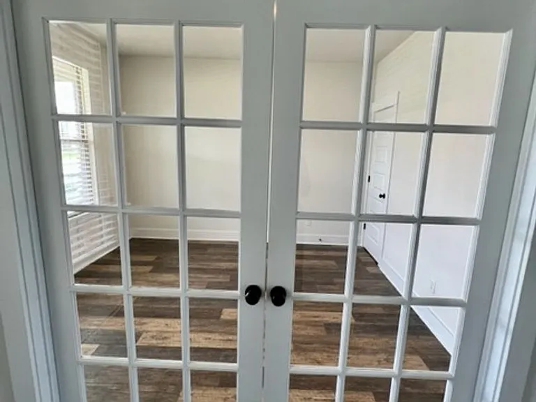 2403 Blue Heron Dr — Photo 4