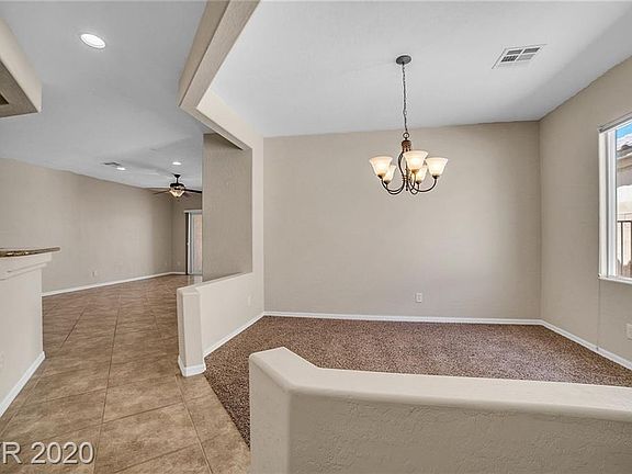 4th image of 8817 Briar Bay Dr