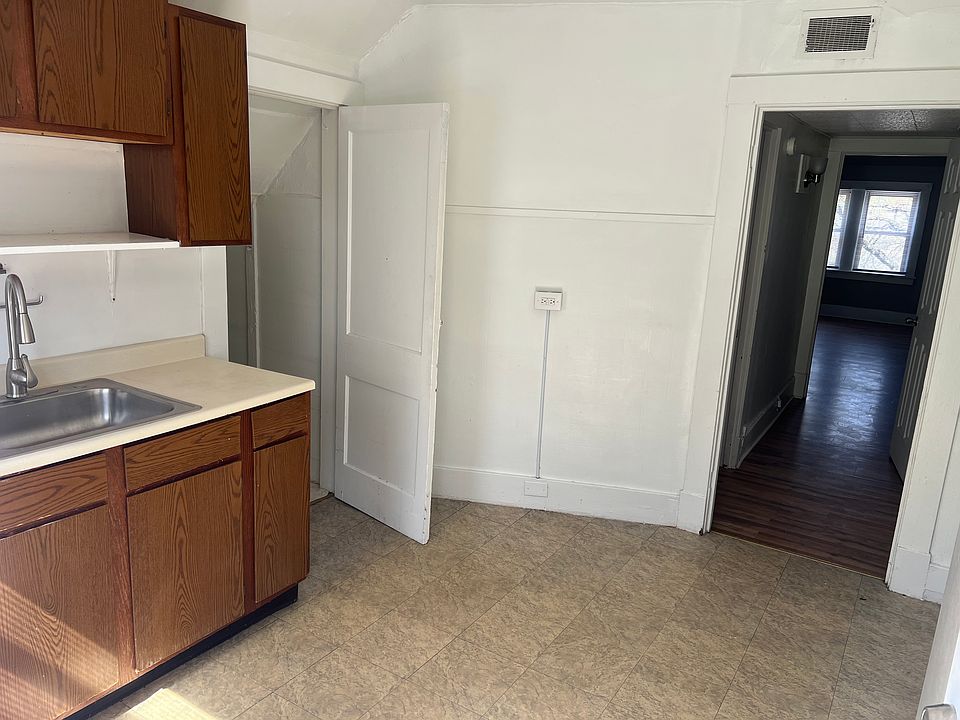 1st image of 12 Demmer Ave Floor 2