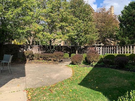 4th image of 193 Woodland Ave