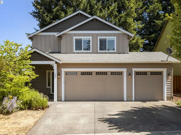 124 NE Megan Dr, Estacada, OR 97023
