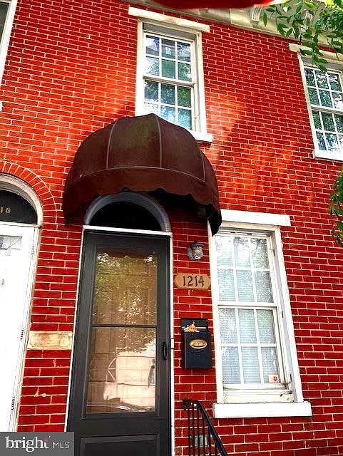 1st image of 1214 N Walnut St