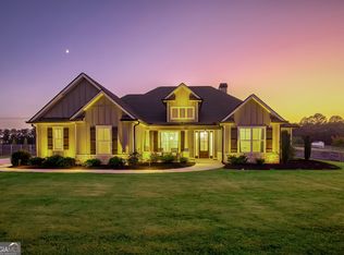 155 Graceton Farms Dr, Senoia, GA 30276