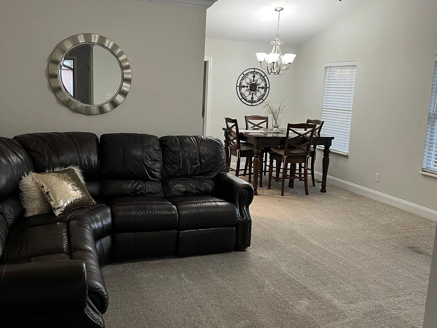 2 bed, 1100 sqft, $1,950 — Photo 2