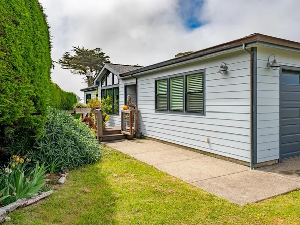 43661 Cypress Parkway, Manchester, CA 95459