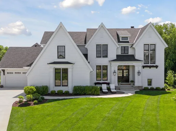 5965 Prestwick Ct, Shorewood, MN 55331