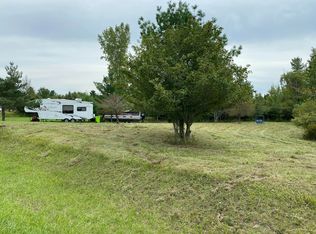 17 Colchester Way, Gladwin, MI 48624