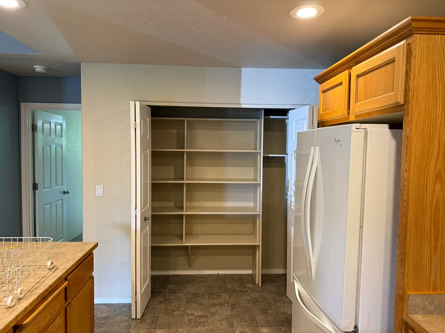 3 bed, 1586 sqft, $1,900 — Photo 4