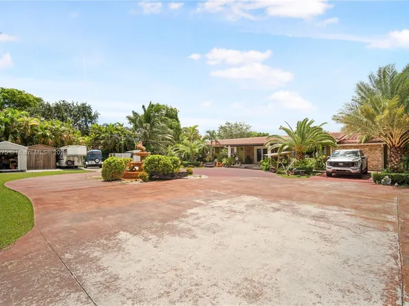 12600 SW 45th St, Miami, FL 33175