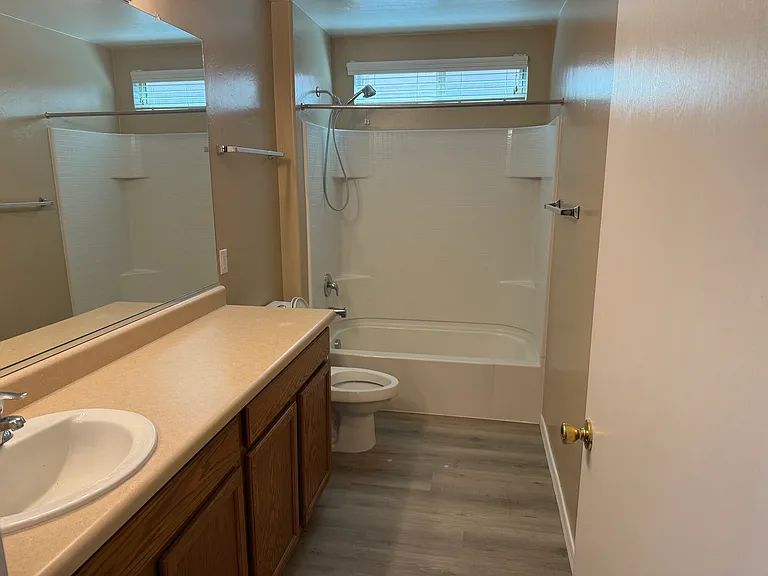 917 W Placita Canalito — Photo 18
