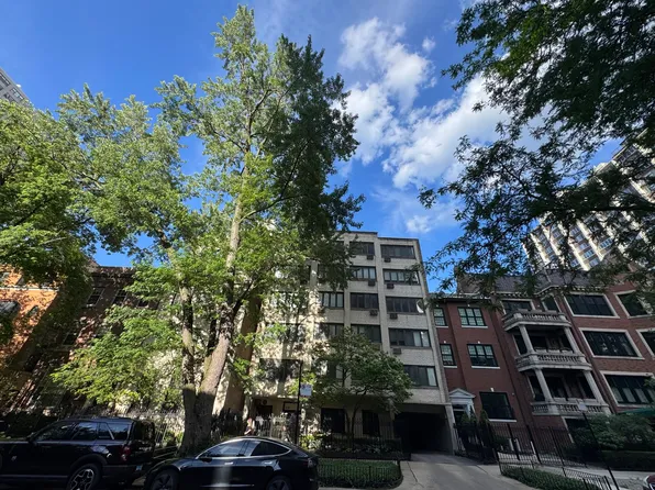 1419 N State Pkwy, Chicago, IL