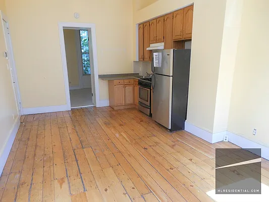 Rented by Highline Residential | media 23