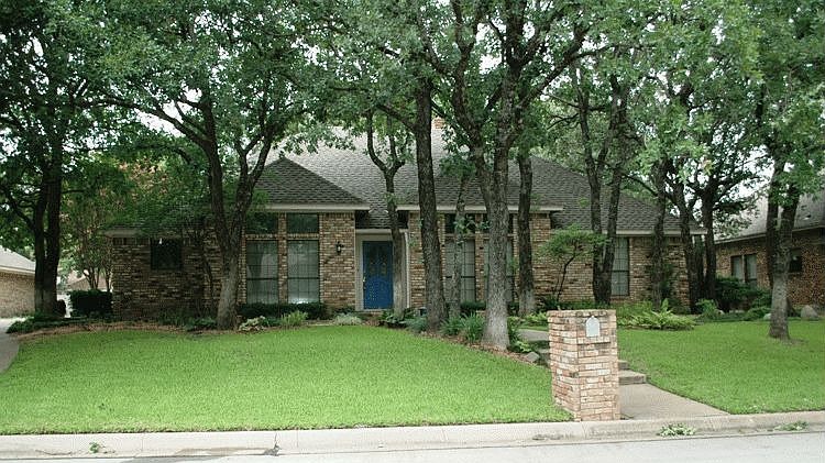 1st image of 4600 Lake Park Dr