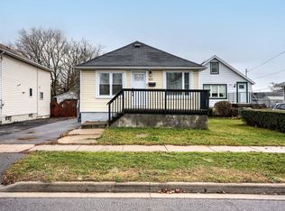 601 Macdonnell St, Kingston, ON K7K 4X2