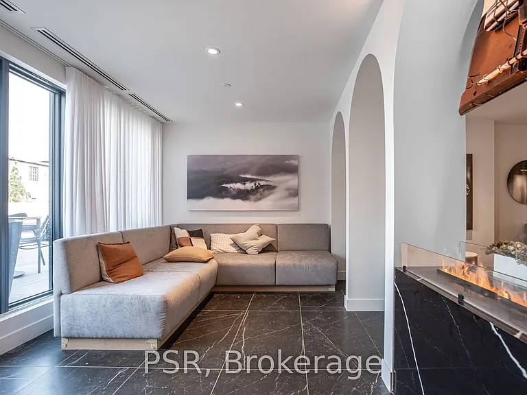 308 Jarvis St #422 — Photo 44