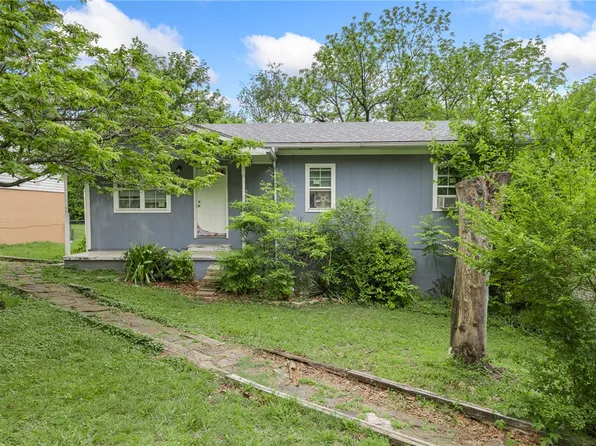513 S Ash St, Harrison, AR 72601