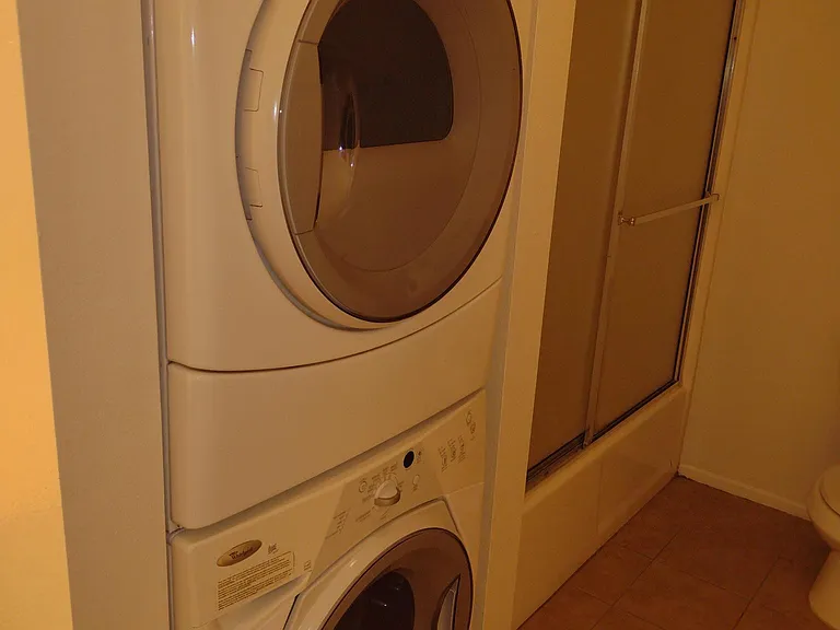 4343 Mammoth Ave #8 — Photo 8