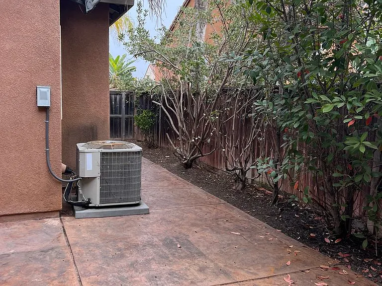 13561 Lavender Way — Photo 28