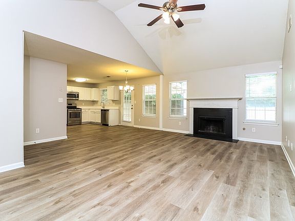 5th image of 2860 Highland Hill Pkwy