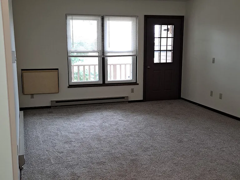 429 Pine St #8 — Photo 5