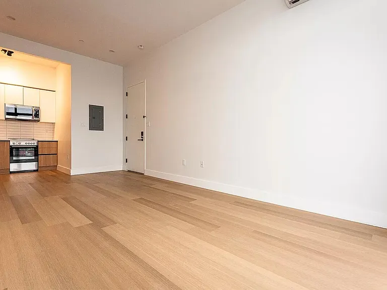 420 Gates Ave #55 — Photo 7