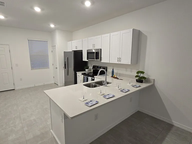 2908 Skyline Loop — Photo 7