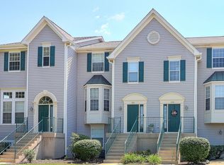 1812 Grandview Pl, Montgomery, IL 60538