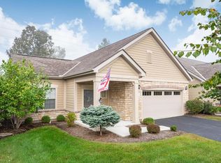 9162 Courtside Ln, Powell, OH