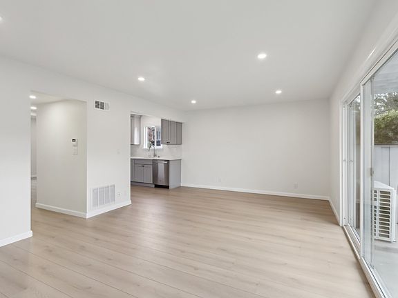 2nd image of 20687 Park Cir W