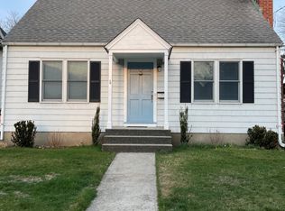 45 Bungalow Ave, Fairfield, CT 06824