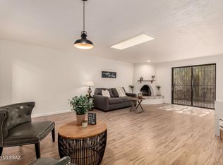 9838 E 1st St, Tucson, AZ 85748