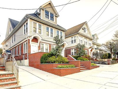 150-64 86th Ave, Jamaica, NY, 11432