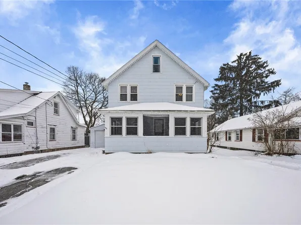 203 Pinehill Dr, Rochester, NY 14622