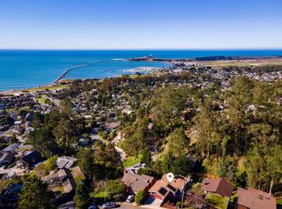 339 El Granada Blvd, Half Moon Bay, CA 94019