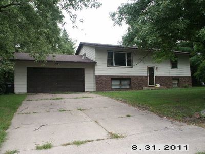 319 Egret Blvd NW, Coon Rapids, MN, 55448