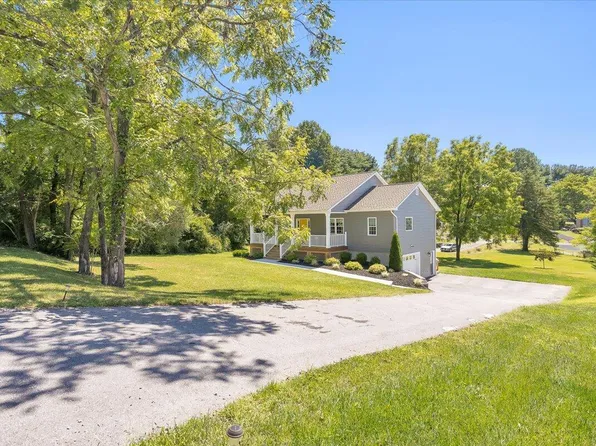 259 Catawba Rd, Daleville, VA 24083