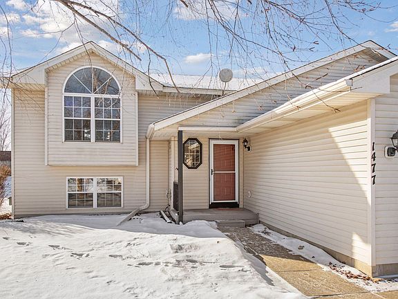 3rd image of 1477 Creekside Dr