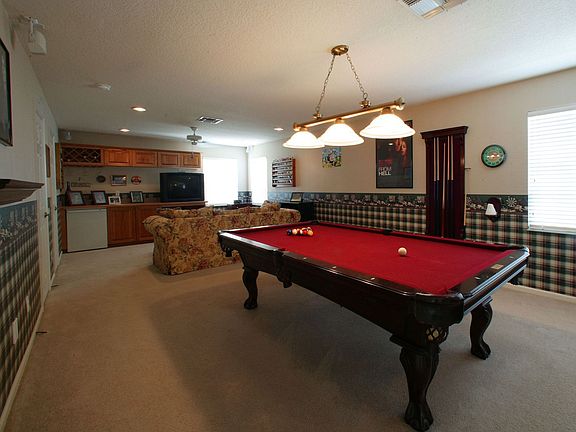 Roomy Game Room