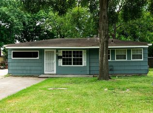 5450 S Shady Creek Dr, Houston, TX 77017