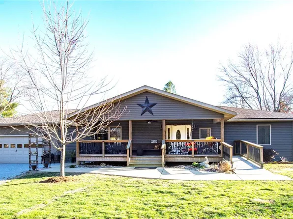 8536 Renken Rd, Worden, IL 62097