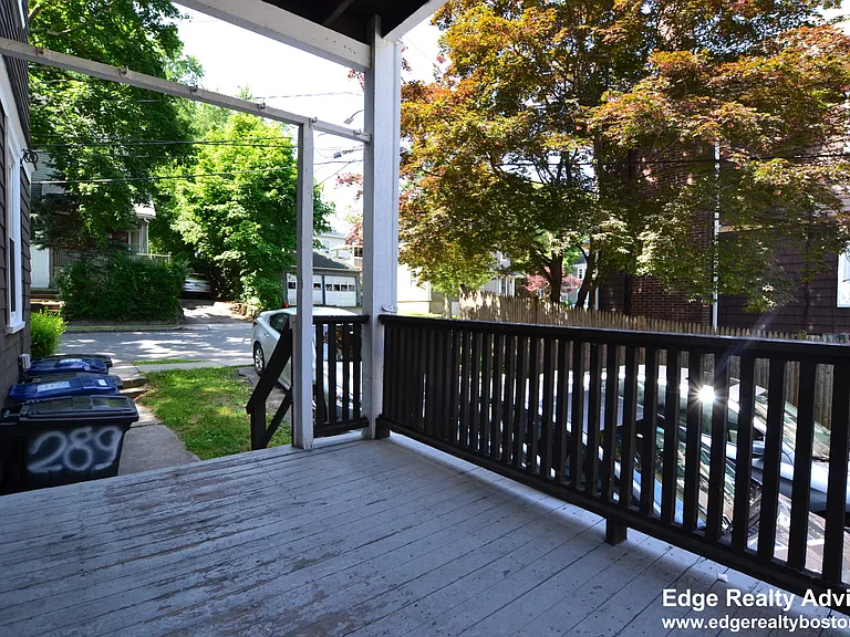 289 Foster St #1 — Photo 10