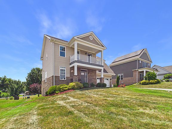 4th image of 912 Kentwood Dr