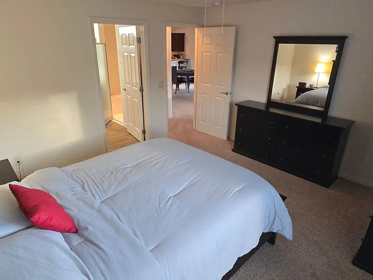 2280 Biscayne Ave — Photo 28