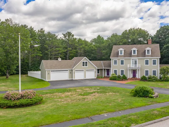 10 Moses Little Dr, Windham, ME 04062